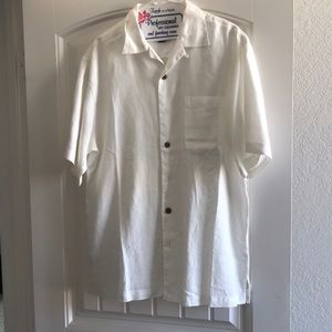 Tommy Bahama men’s shirt small